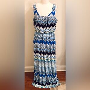 Maurices Black Blue White Chevron Print SZ 2X Boho Chic Bold Pattern Maxi Dress